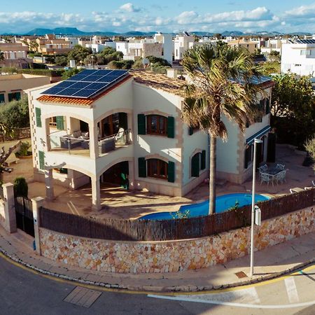 Mallorca Finca Haus Mit Pool Direkt Am Meer Es Trenc, Bootstour Moeglich Sa Ràpita Eksteriør bilde