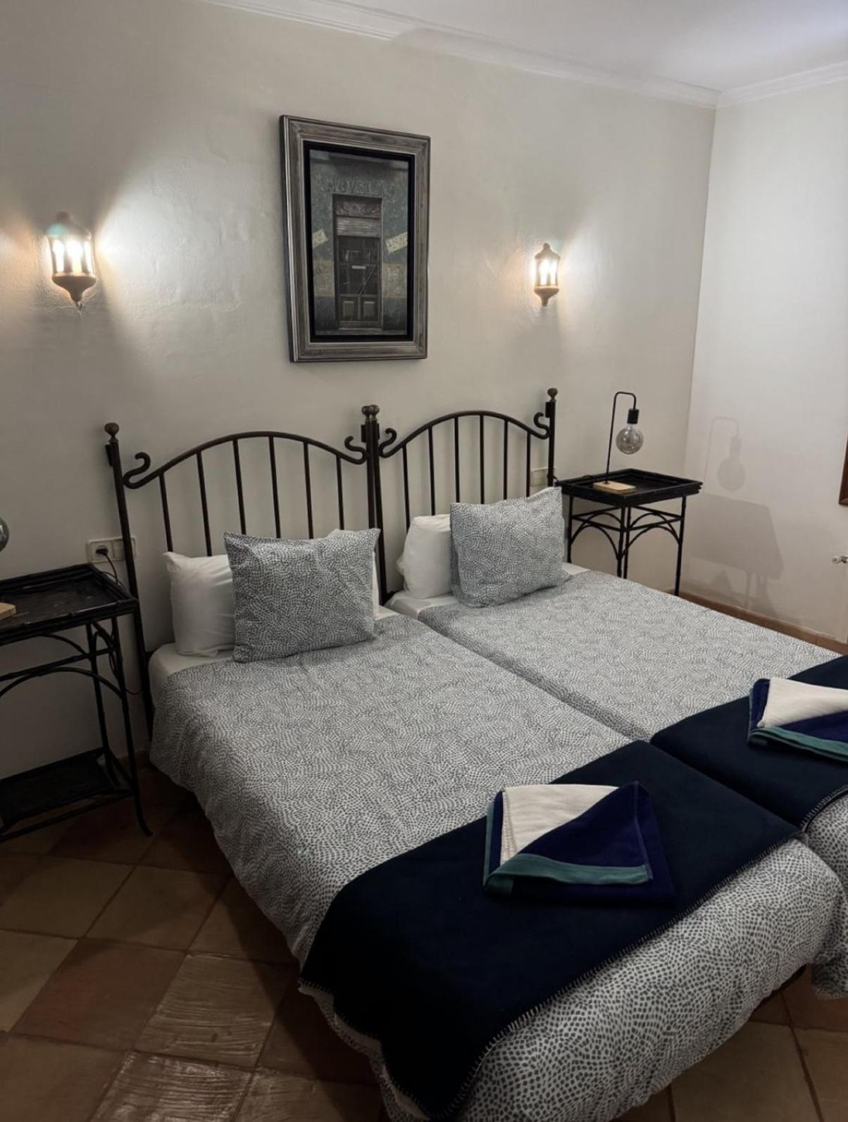 Mallorca Finca Haus Mit Pool Direkt Am Meer Es Trenc, Bootstour Moeglich Sa Ràpita Eksteriør bilde