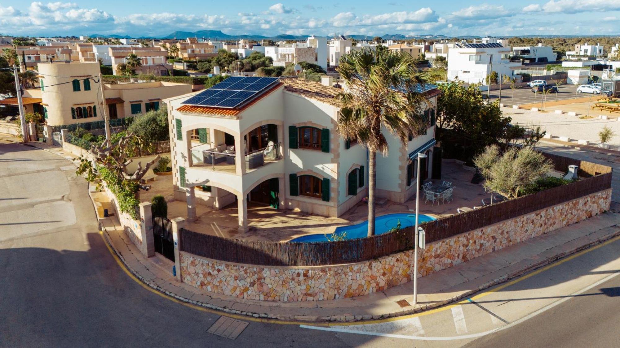 Mallorca Finca Haus Mit Pool Direkt Am Meer Es Trenc, Bootstour Moeglich Sa Ràpita Eksteriør bilde